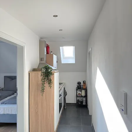 Apartman Neu! Exclusives City-apartment - Fussbodenheizung, Regendusche, Waschmaschine