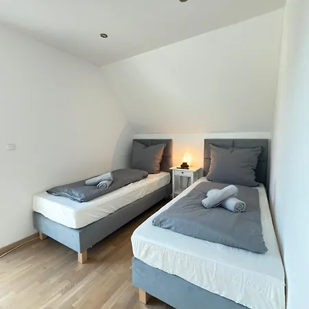 아파트 Neu! Exclusives City-apartment - Fussbodenheizung, Regendusche, Waschmaschine 카를스루에